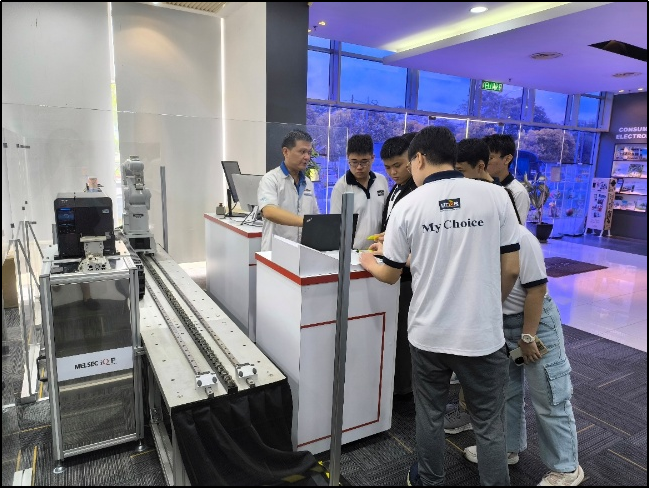 Demokit 5: Luggage Tag printing