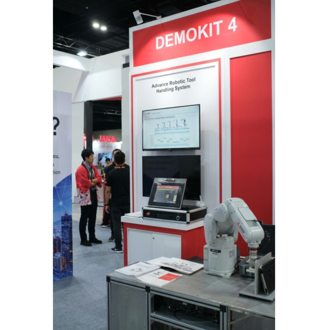 Demo Kit 4 - Advance Robotic Tool Handling System